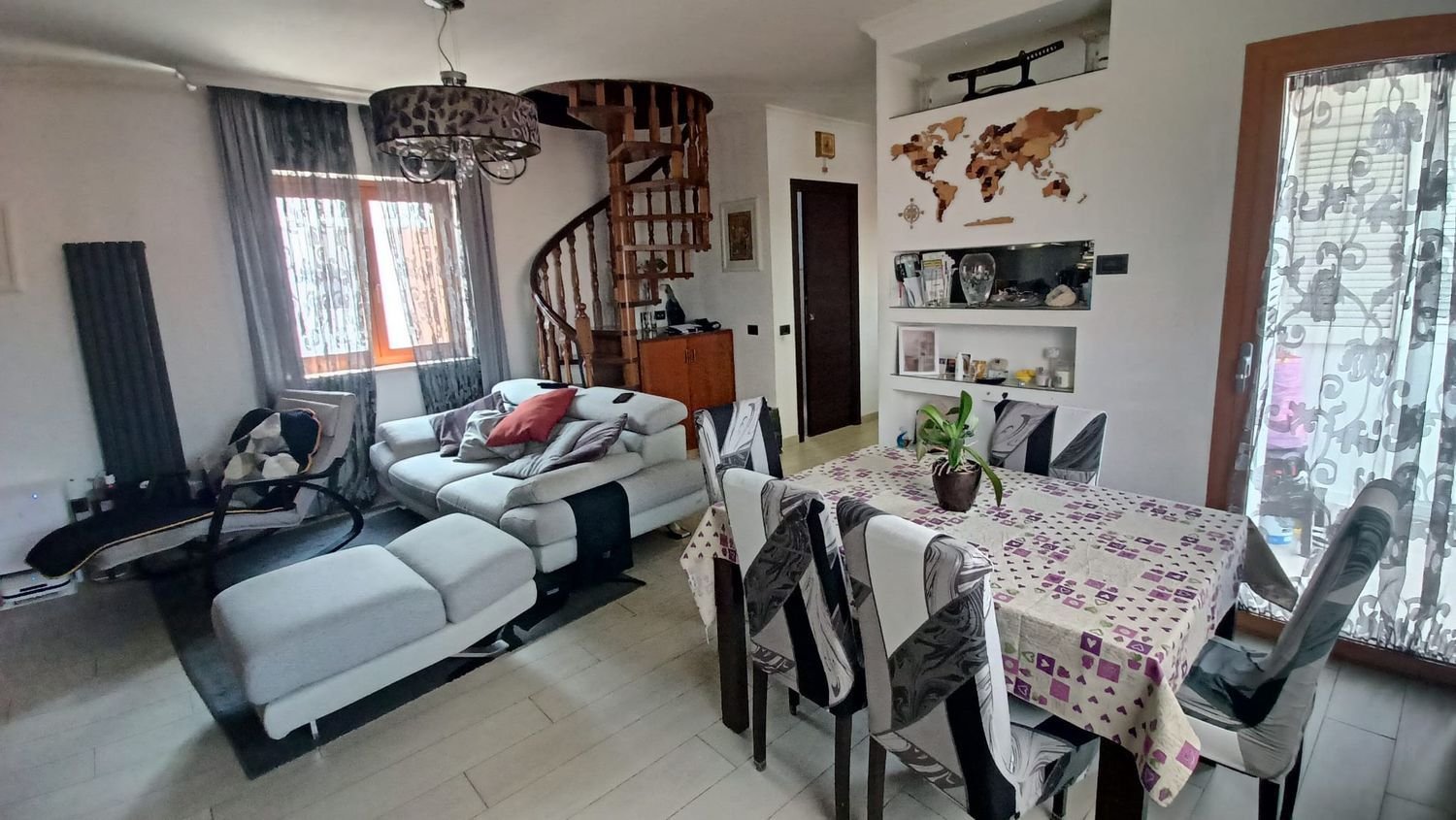 3 bedrooms Duplex in Ciampino, Italy No. 325369