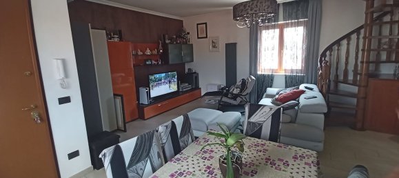 3 bedrooms Duplex in Ciampino, Italy No. 325369 3
