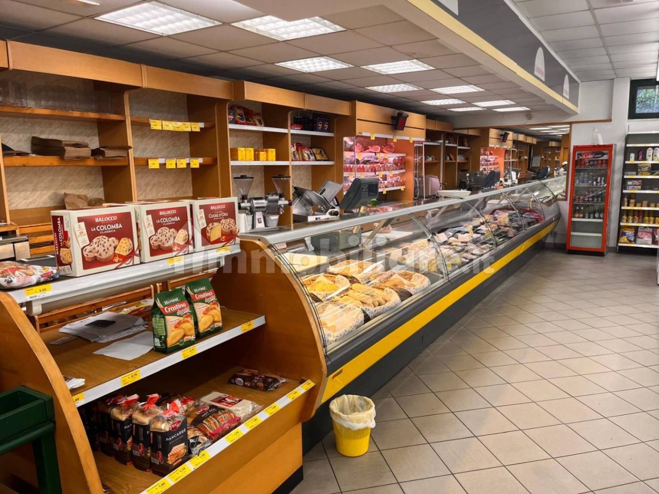 1 room Commercial property in Nettuno, Italy No. 368725