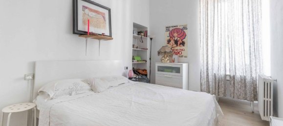 1 bedroom Apartment in Milan, Italy No. 270306 9