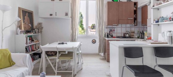 1 bedroom Apartment in Milan, Italy No. 270306 2