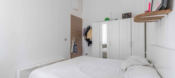 1 bedroom Apartment in Milan, Italy No. 270306 12