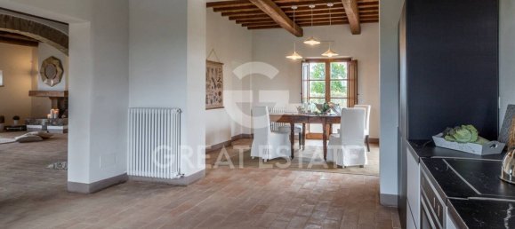 5 Schlafzimmer Haus in Cortona, Italy, Nr. 172574 14