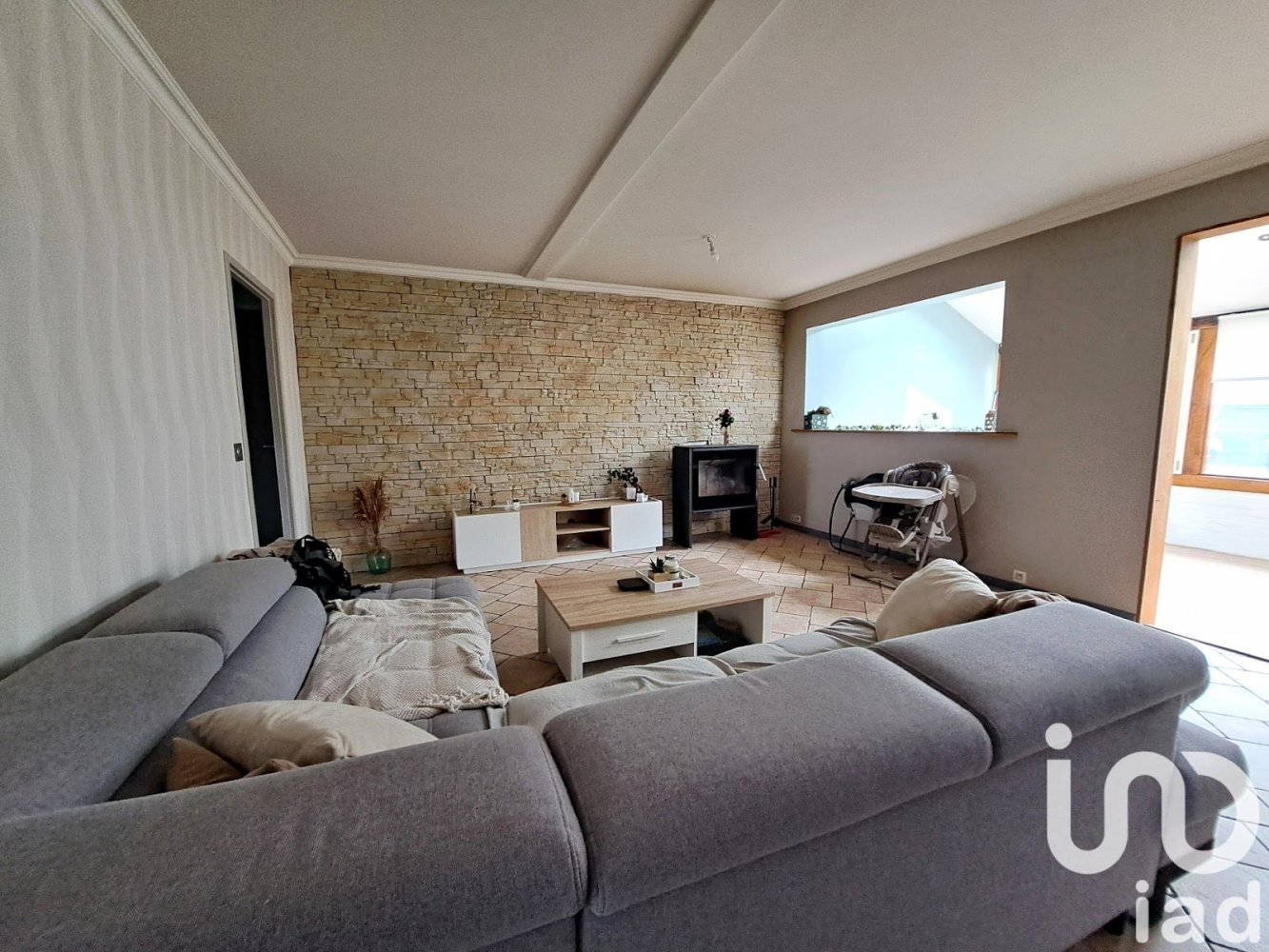 3 bedrooms House in Mulsanne, France No. 299193