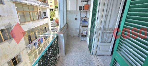 Apartamento de 3 habitaciónes en Salerno, Italy No. 342637 2