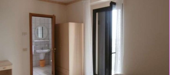 6-salle Appartement à San Giovanni Rotondo, Italy No. 183696 10