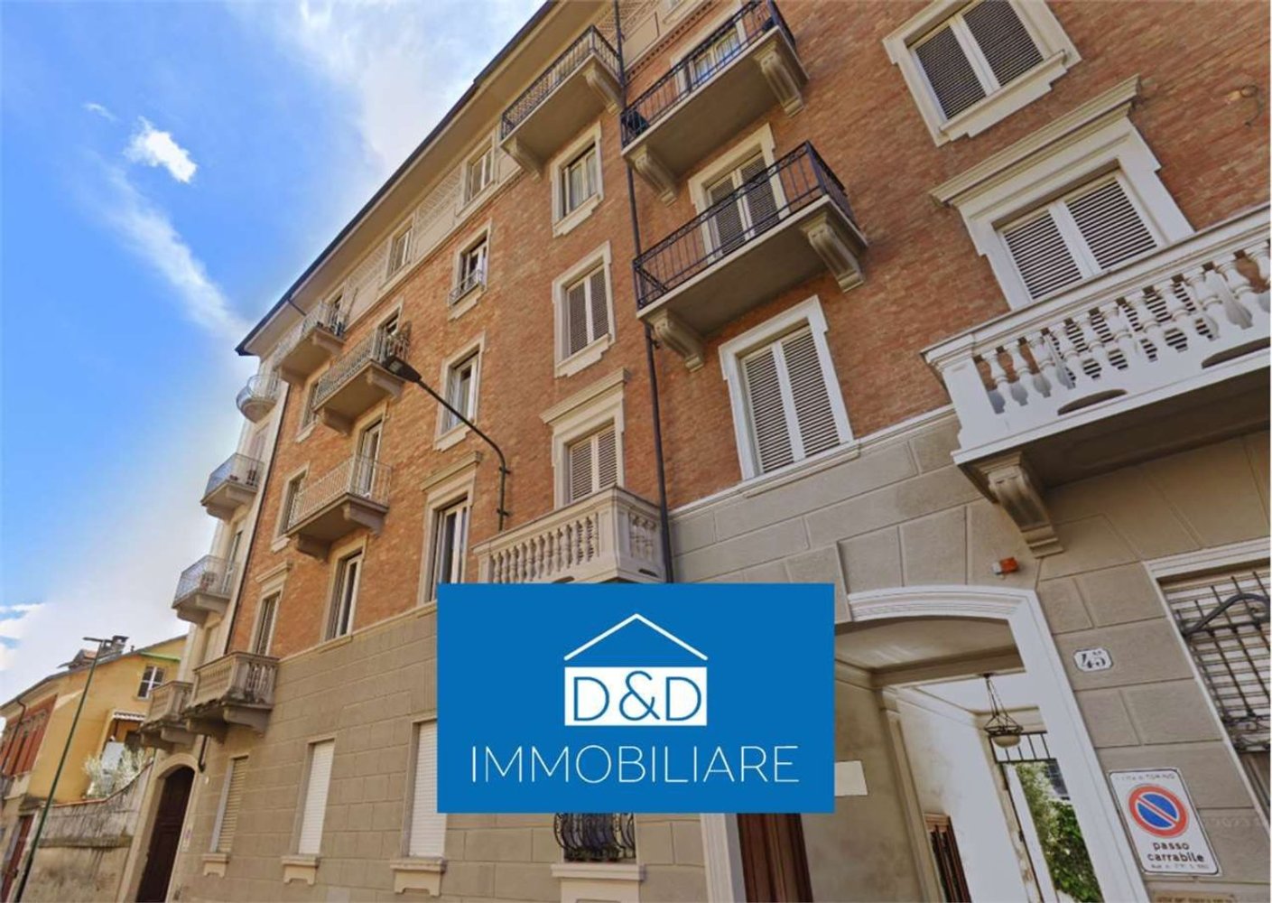 2 rooms Apartment in Turin, Italy No. 198271