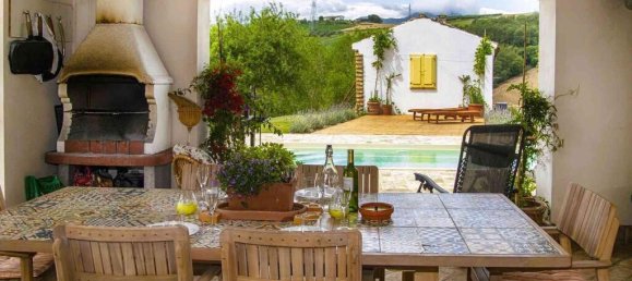 3 bedrooms Villa in Penne, Italy No. 260813 17