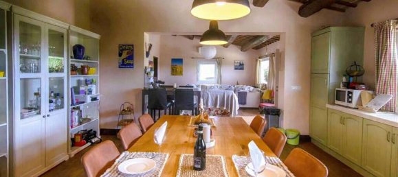 3 bedrooms Villa in Penne, Italy No. 260813 11