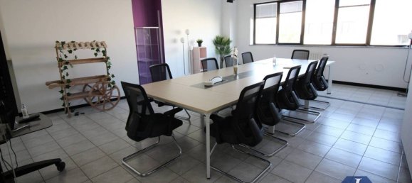 Almacén de 5 habitaciónes en Pogliano Milanese, Italy No. 91289 2