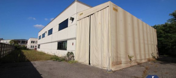 Almacén de 5 habitaciónes en Pogliano Milanese, Italy No. 91289 18