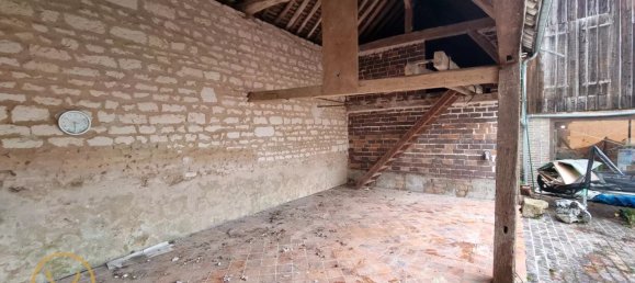 Casa de 5 dormitorios en Eaux-Puiseaux, France No. 84287 14