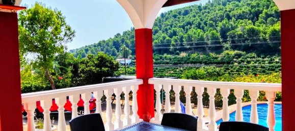 4 bedrooms Villa in Alzira, Spain No. 205521 4