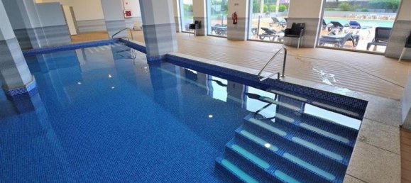 4 bedrooms House in Portimao, Portugal No. 1530 6