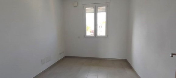 5-Zimmer Wohnung in Bondeno, Italy, Nr. 294927 17