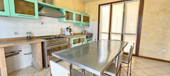 Villa de 5 divisões em Lonato del Garda, Italy N.º 270390 4