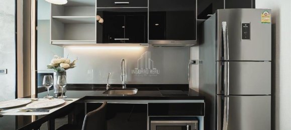 Apartamento com 1 quarto em condomínio em Khlong Toei, Thailand N.º 8828 5