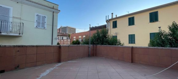 4 rooms Apartment in Terni, Italy No. 267666 3