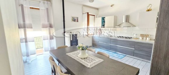 6 rooms Apartment in Umbertide, Italy No. 281436 2