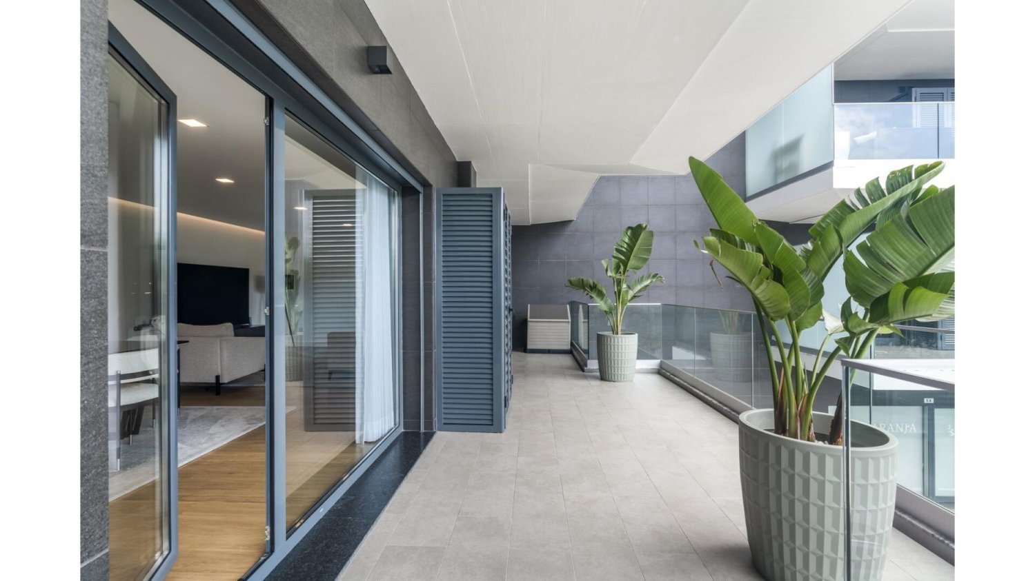 3 Schlafzimmer Wohnung in Porto Salvo, Portugal, Nr. 241913