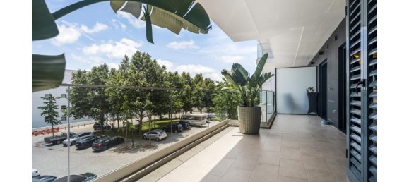 3 bedrooms Apartment in Porto Salvo, Portugal No. 241913 3