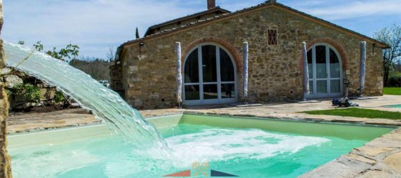 Villa de 8 dormitorios en Barberino Tavarnelle, Italy No. 726 9