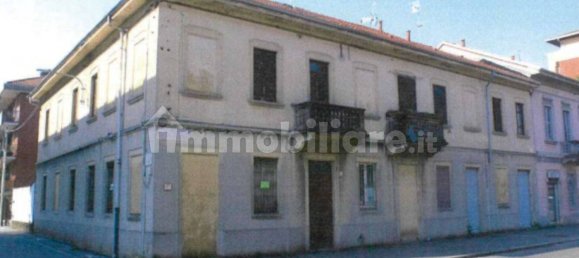 1 bedroom Apartment in Busto Arsizio, Italy No. 285541 4