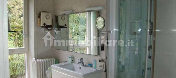 Apartamento de 4 dormitorios en Albizzate, Italy No. 280717 12