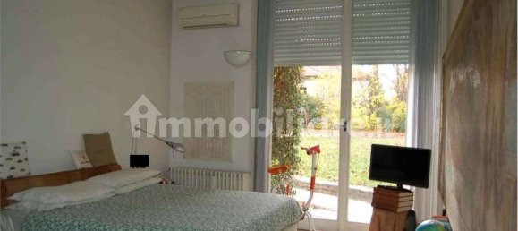 Apartamento de 4 dormitorios en Albizzate, Italy No. 280717 10