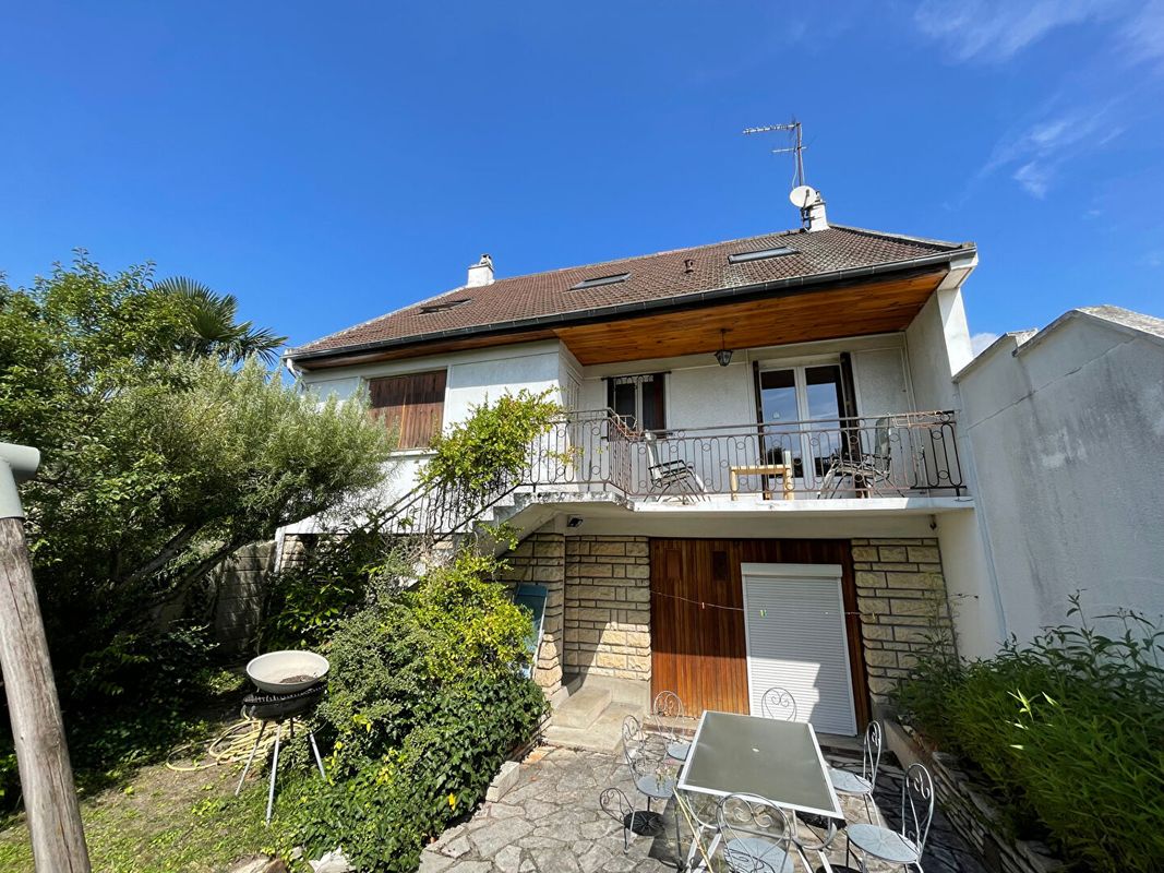 6 Schlafzimmer Haus in Les Pavillons-sous-Bois, France, Nr. 174269