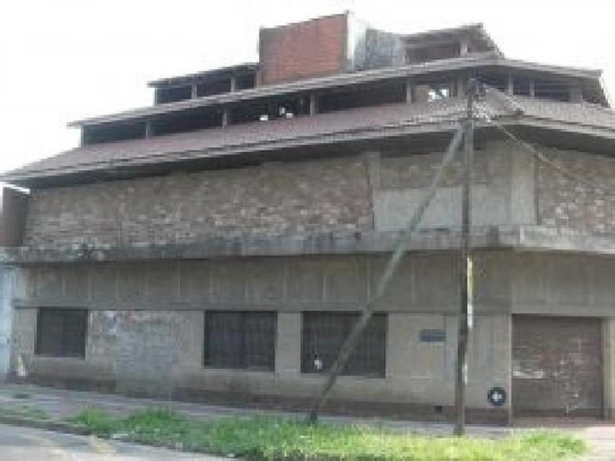  بناية في Avellaneda, Argentina رقم 109285