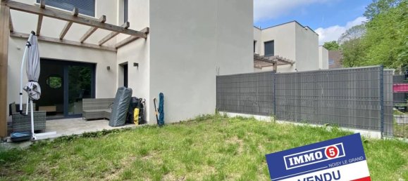 3 bedrooms House in Champs-sur-Marne, France No. 171434 3