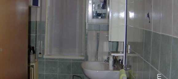 2-salle Appartement à San Donato Milanese, Italy No. 255225 6