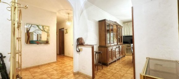 3 bedrooms Apartment in Rome, Italy No. 358357 9
