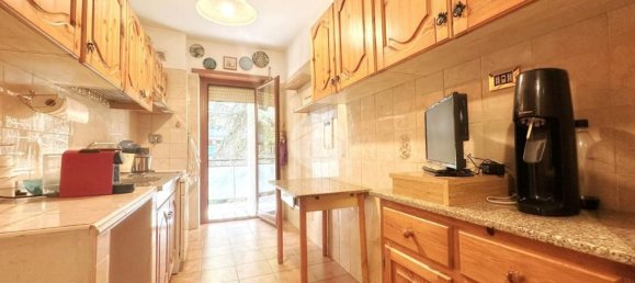 3 bedrooms Apartment in Rome, Italy No. 358357 12