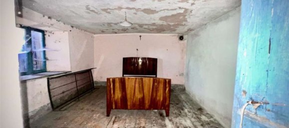 5 rooms House in Pralungo, Italy No. 145315 4