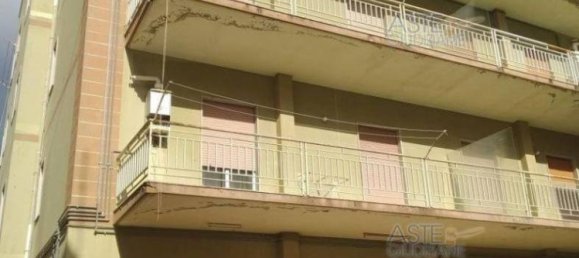 Apartamento de 5 habitaciónes en Caltagirone, Italy No. 302021 2