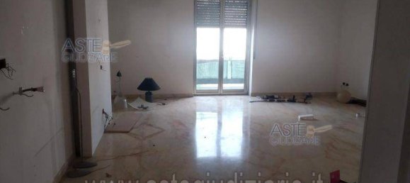 Apartamento de 5 habitaciónes en Caltagirone, Italy No. 302021 7