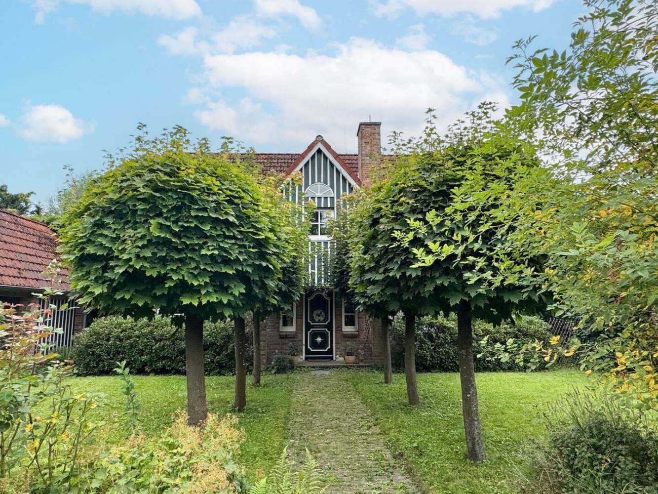 4 rooms House in Pinneberg, Germany No. 332602