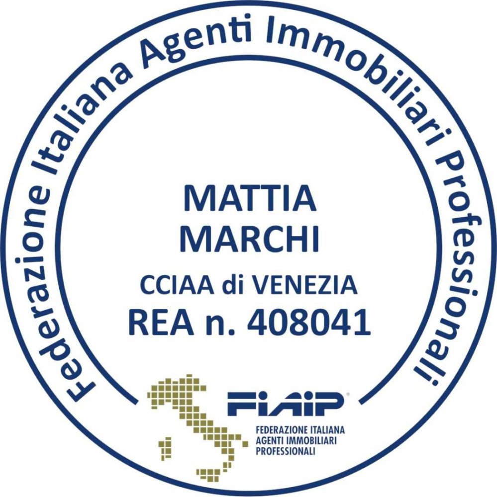 3 rooms Commercial property in Venice, Italy No. 61531