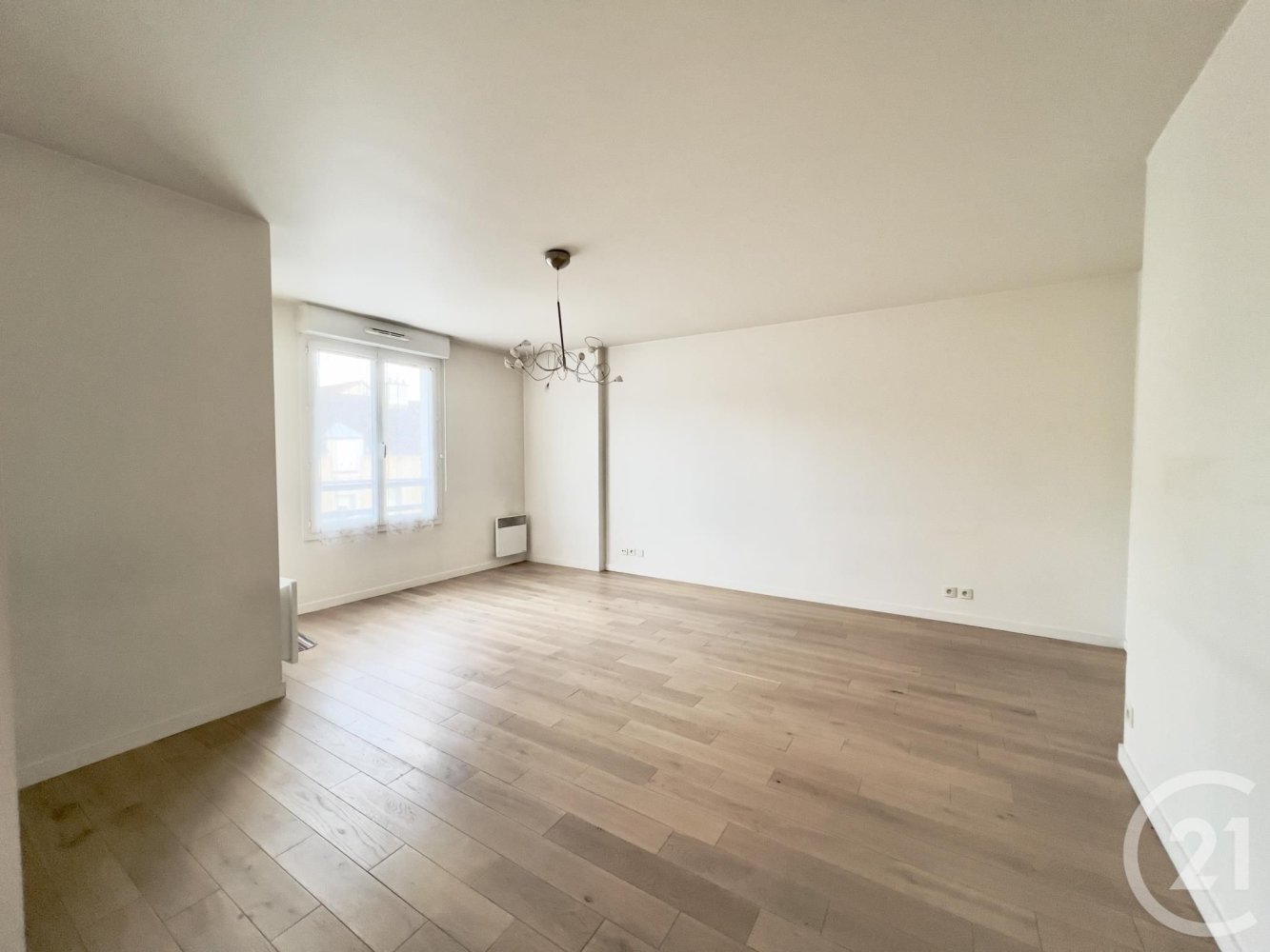 Квартира с 1 спальней в Крон, Франция № 165265