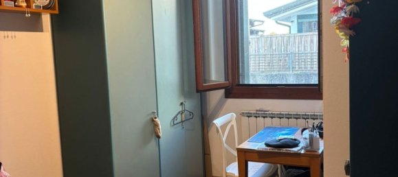 6 bedrooms Apartment in Rovigo, Italy No. 376575 5