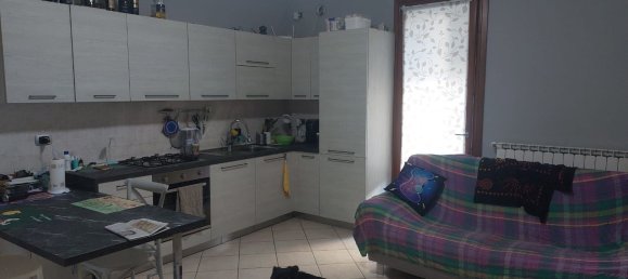 6 bedrooms Apartment in Rovigo, Italy No. 376575 2