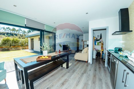 2 bedrooms House in Torres Vedras, Portugal No. 42486