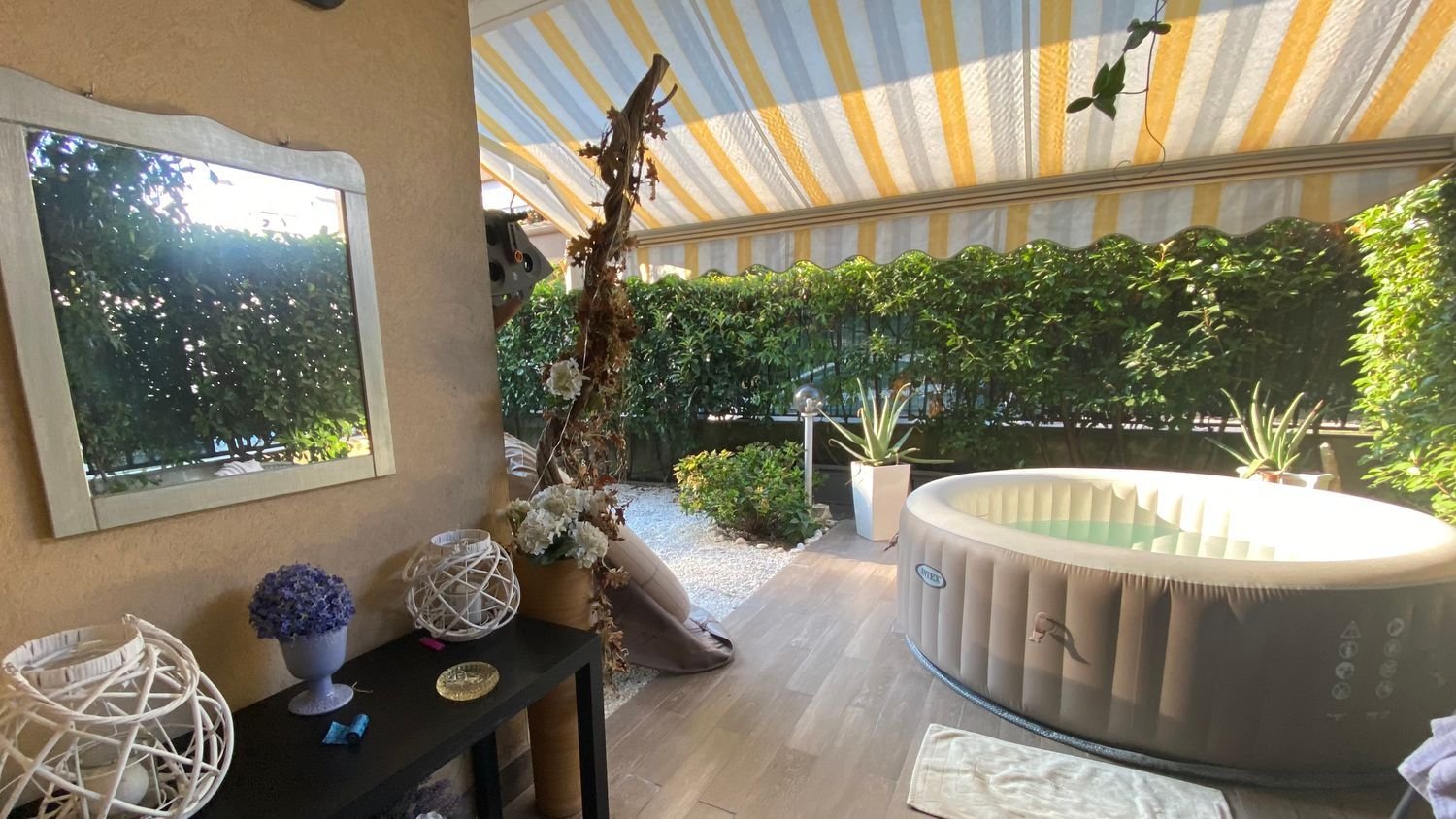 Дуплекс с 3 комнатами в Монца, Италия № 334604