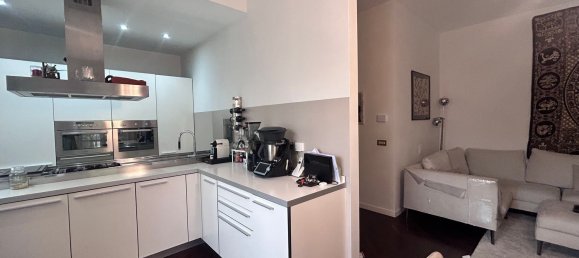 Дуплекс с 3 комнатами в Монца, Италия № 334604 24