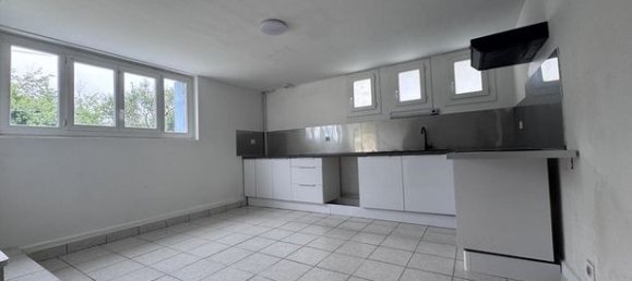 6 bedrooms House in Lavardac, France No. 303803 2