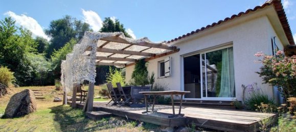2 Schlafzimmer Villa in Corse, France, Nr. 300819 2