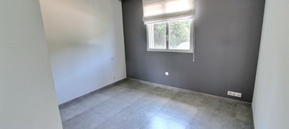 2 Schlafzimmer Villa in Corse, France, Nr. 300819 6