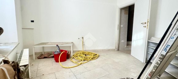 4-salle Appartement à Alassio, Italy No. 151729 11